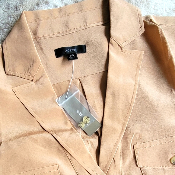 NWT J. Crew Silk patch pocket popover shirt, size XS - Picture 3 of 6